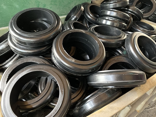 small4_15948702631747586